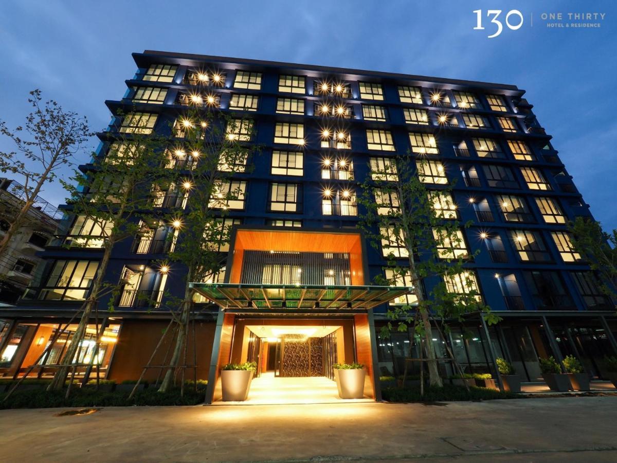 130 Hotel & Residence Бангкок Экстерьер фото